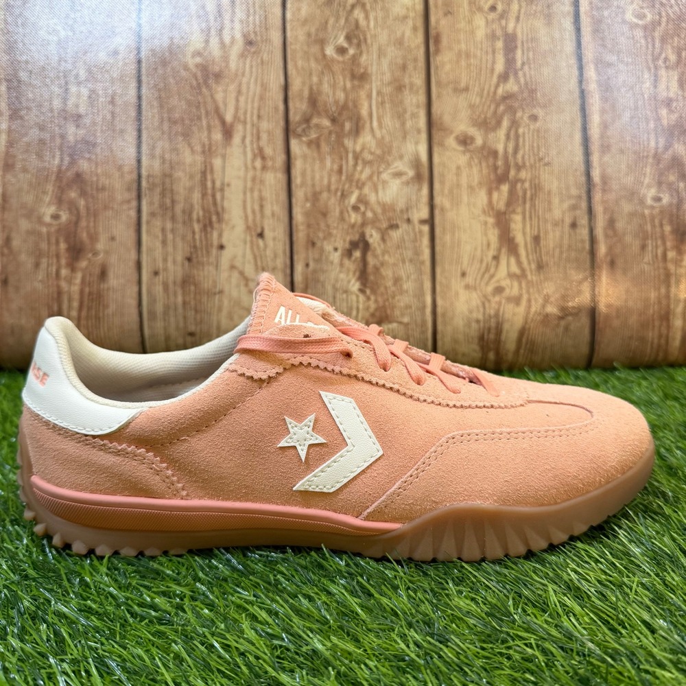 Converse Run Star Trainer Ox Sneakers Womens Size 8 Peach Suede Gum Sole Low Top